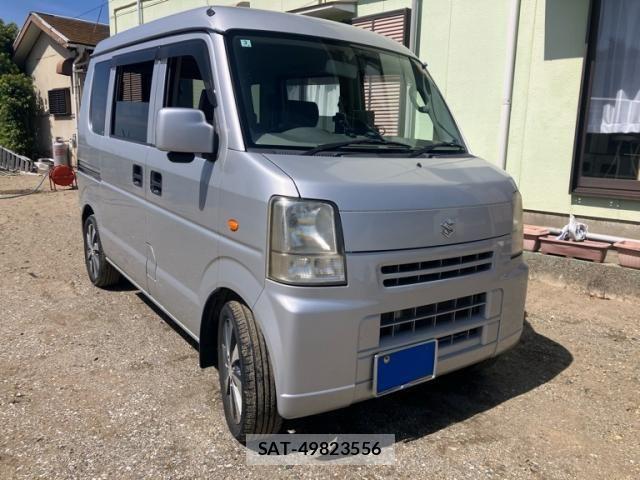 Suzuki EVERY 2011-03 7058465-3