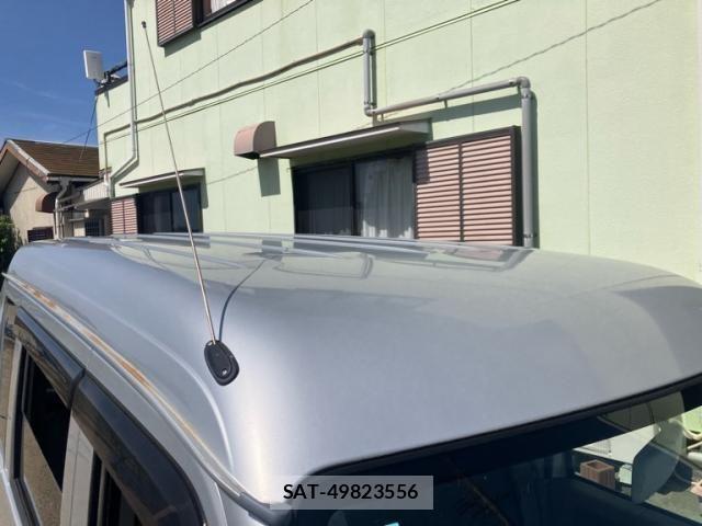 Suzuki EVERY 2011-03 7058465-5