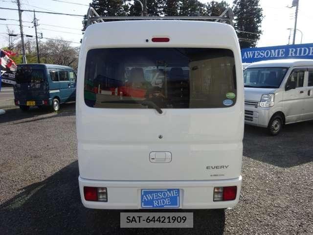 Suzuki EVERY 2020-02 7058462-9