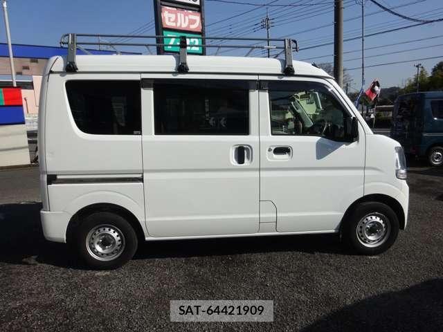 Suzuki EVERY 2020-02 7058462-11