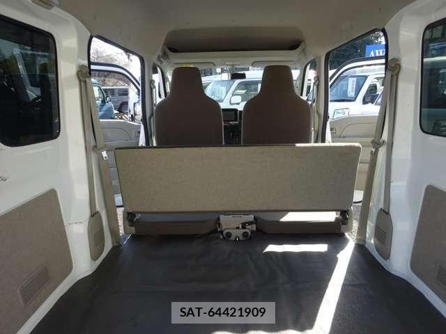 Suzuki EVERY 2020-02 7058462-17