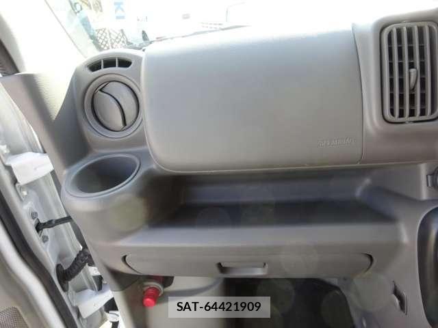 Suzuki EVERY 2020-02 7058462-27