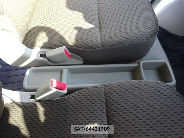 Suzuki EVERY 2020-02 7058462-28