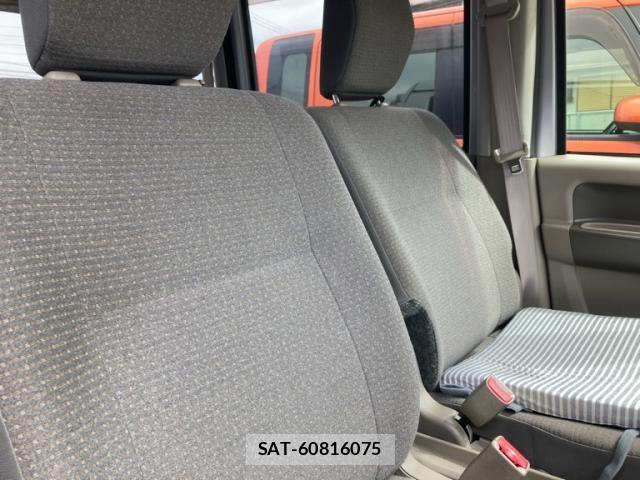 Suzuki EVERY 2012-11 7218255-9