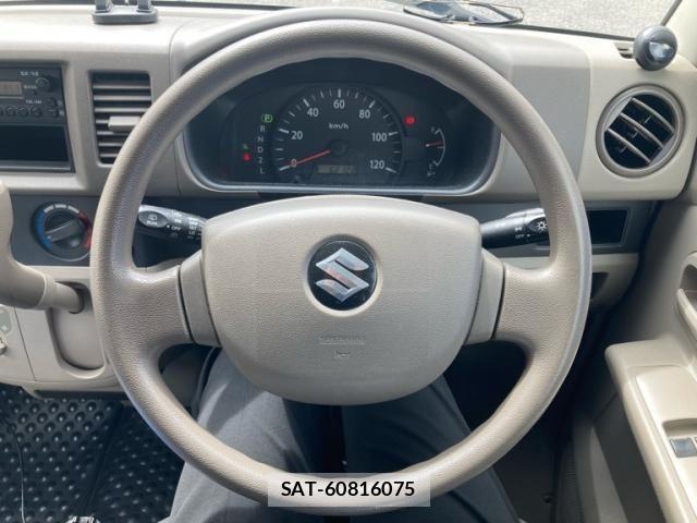 Suzuki EVERY 2012-11 7218255-15