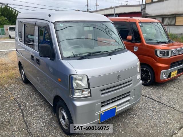 Suzuki EVERY 2012-11 7218255-1