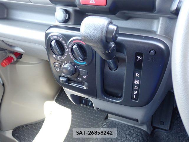 Suzuki EVERY 2021-11 7218273-8