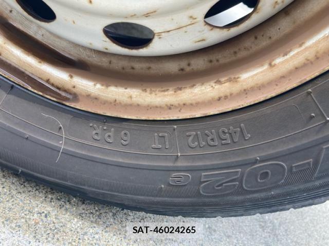 Suzuki EVERY 2010-03 7218252-5