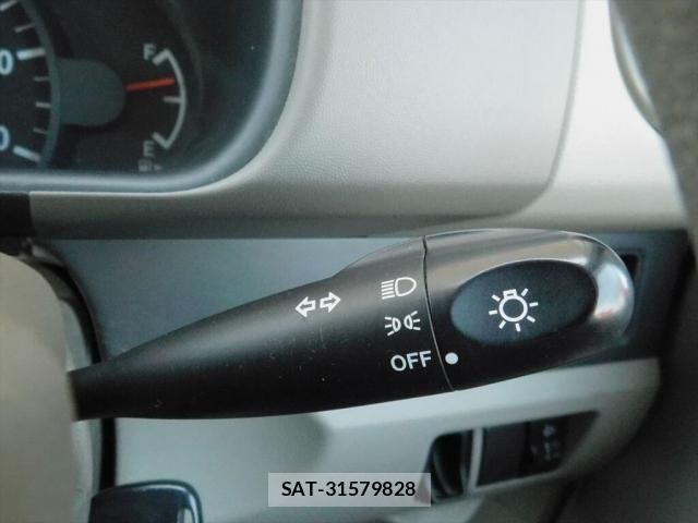 Suzuki EVERY 2010-05 7218254-28