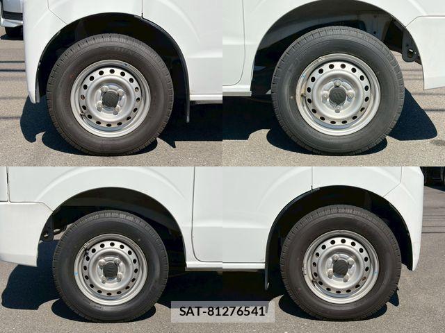 Suzuki EVERY 2017-02 7218268-10