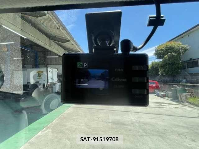 Suzuki EVERY 2020-09 7218270-11