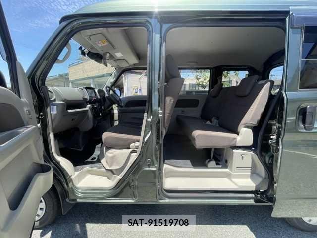Suzuki EVERY 2020-09 7218270-15