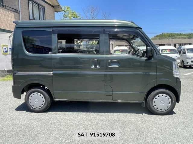 Suzuki EVERY 2020-09 7218270-7