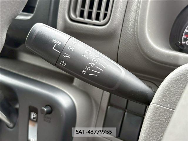 Suzuki EVERY 2022-05 7218281-26