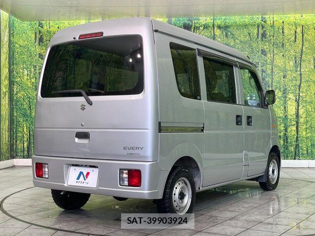 Suzuki EVERY 2015-01 7218259-12