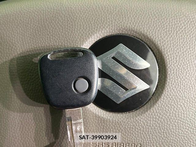 Suzuki EVERY 2015-01 7218259-2