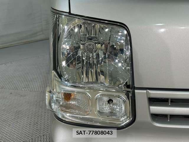 Suzuki EVERY 2017-04 7218264-19