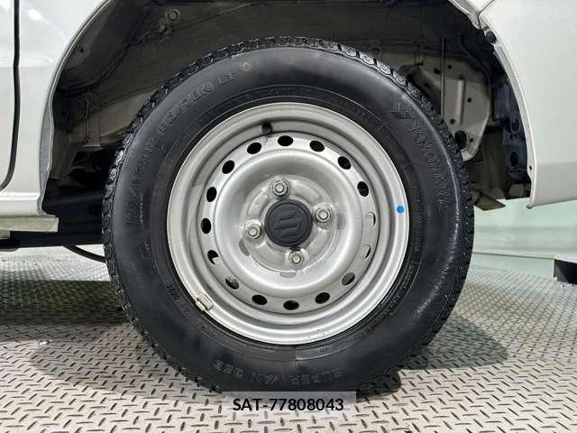 Suzuki EVERY 2017-04 7218264-22