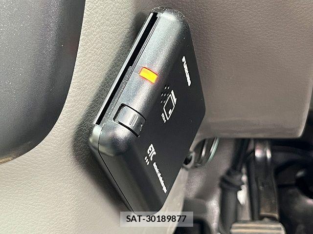 Suzuki EVERY 2020-02 7218271-15