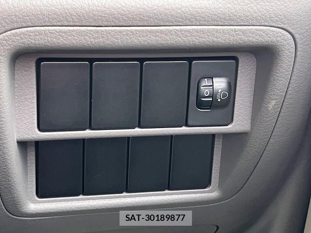 Suzuki EVERY 2020-02 7218271-16