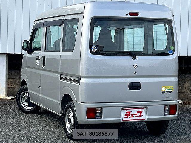 Suzuki EVERY 2020-02 7218271-8