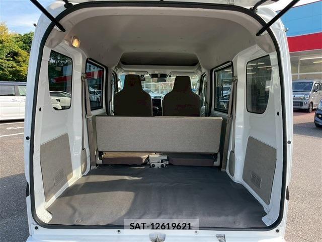 Suzuki EVERY 2022-04 7218279-15