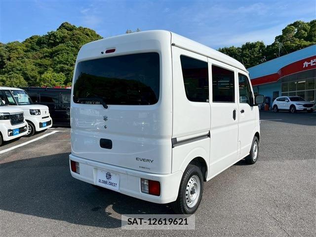 Suzuki EVERY 2022-04 7218279-5