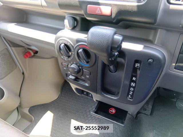 Suzuki EVERY 2022-04 7218282-9