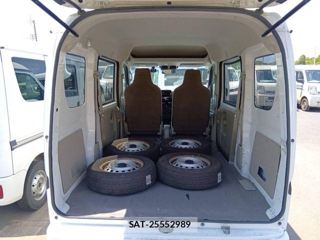 Suzuki EVERY 2022-04 7218282-5