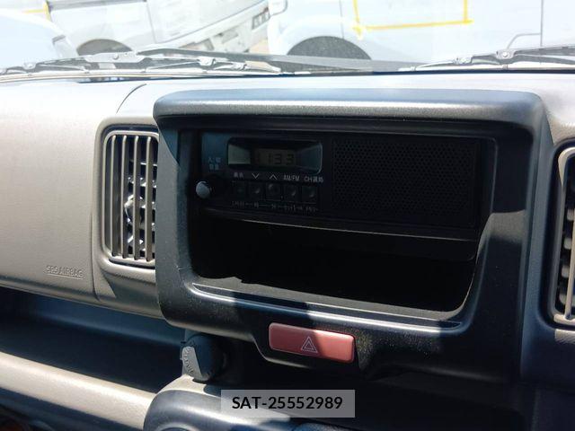 Suzuki EVERY 2022-04 7218282-7