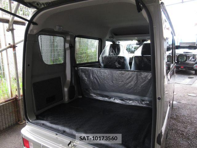Suzuki EVERY 2026-05 7218297-10