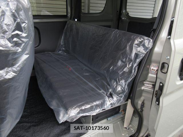 Suzuki EVERY 2026-05 7218297-12