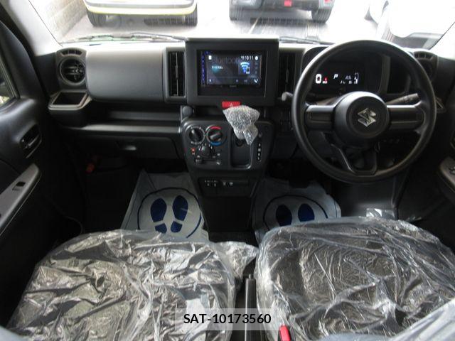 Suzuki EVERY 2026-05 7218297-16