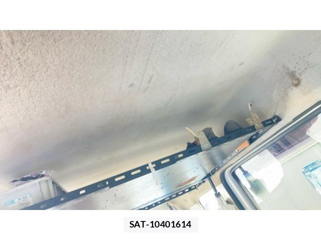 Suzuki EVERY 2005-10 7218250-15