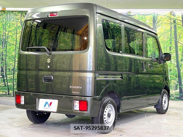 Suzuki EVERY 2022-11 7218285-15