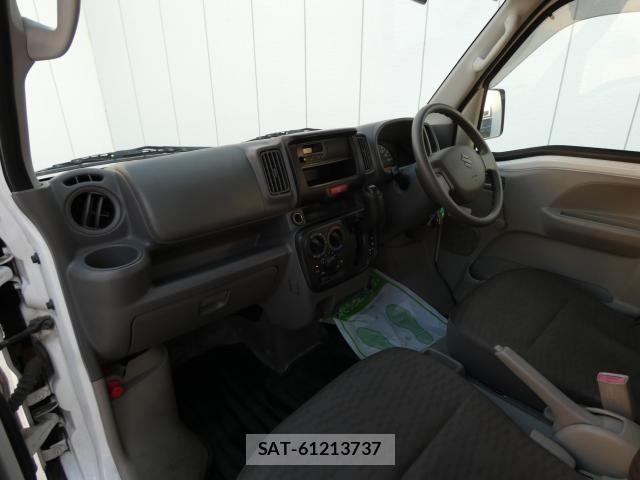 Suzuki EVERY 2018-03 7218262-4
