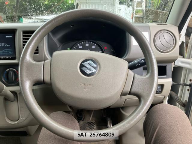 Suzuki EVERY 2010-03 7218248-14