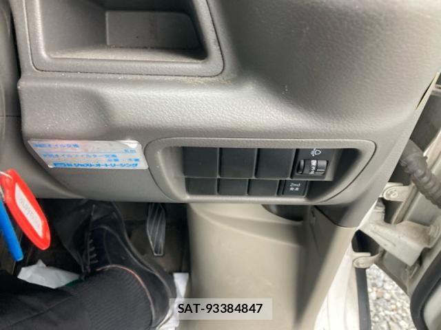 Suzuki EVERY 2018-05 7250750-9