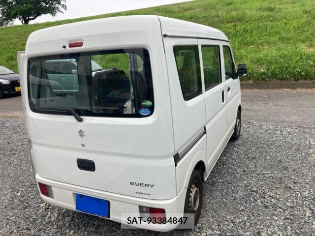 Suzuki EVERY 2018-05 7250750-4