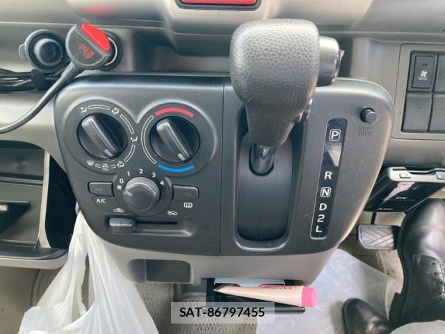 Suzuki EVERY 2018-09 7250752-23