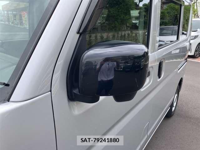 Suzuki EVERY 2022-11 7326984-17