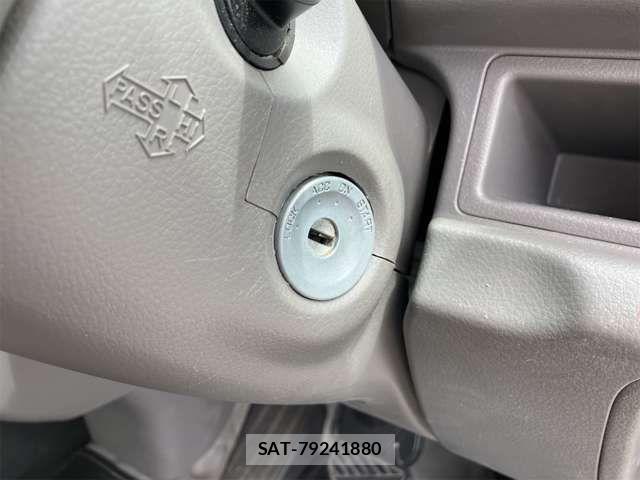 Suzuki EVERY 2022-11 7326984-6