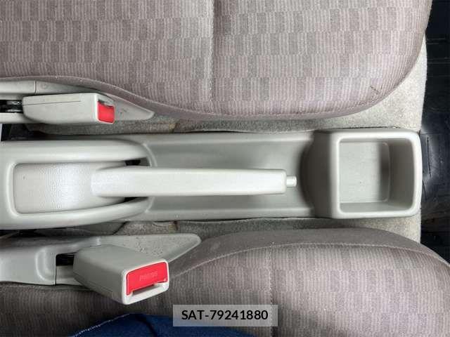 Suzuki EVERY 2022-11 7326984-7