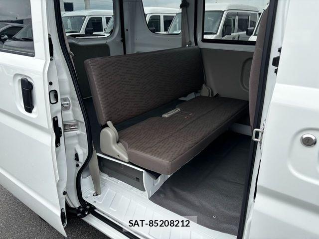 Suzuki EVERY 2022-02 7218274-11