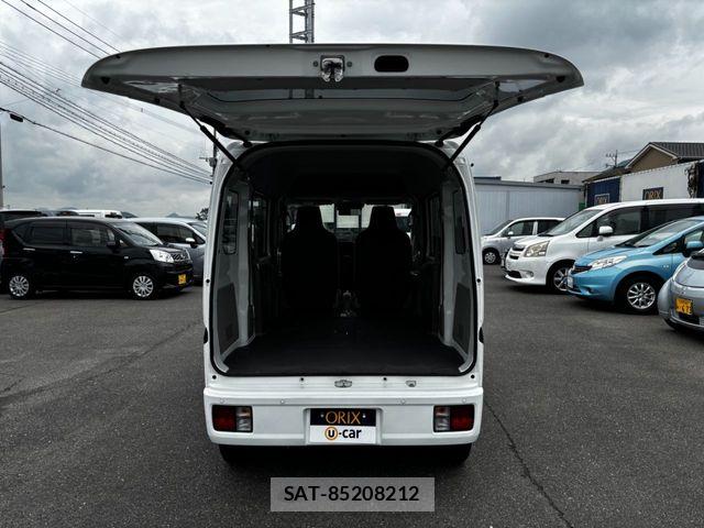 Suzuki EVERY 2022-02 7218274-14