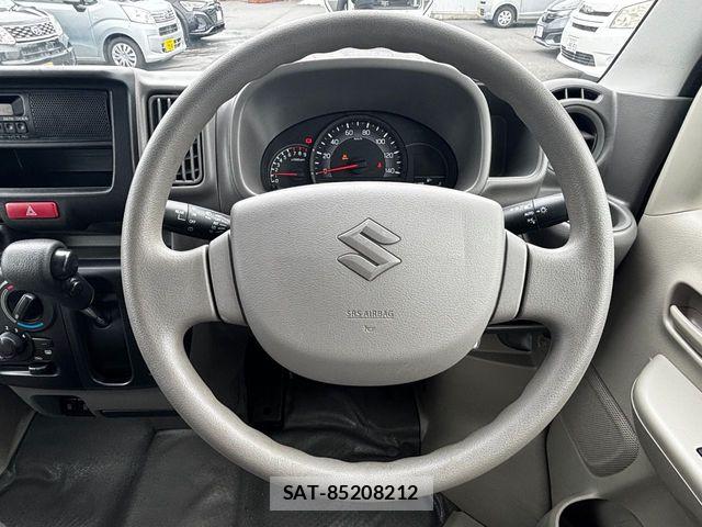 Suzuki EVERY 2022-02 7218274-4