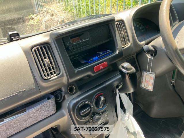 Suzuki EVERY 2015-06 7326991-7