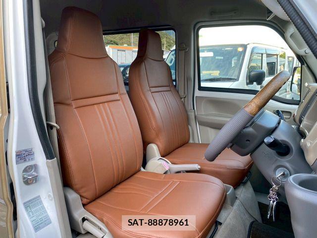 Suzuki EVERY 2016-03 7326980-10