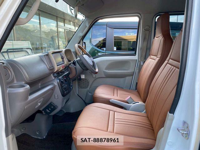 Suzuki EVERY 2016-03 7326980-13