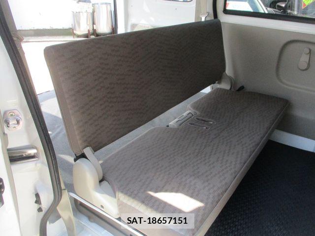 Suzuki EVERY 2022-05 7326988-19